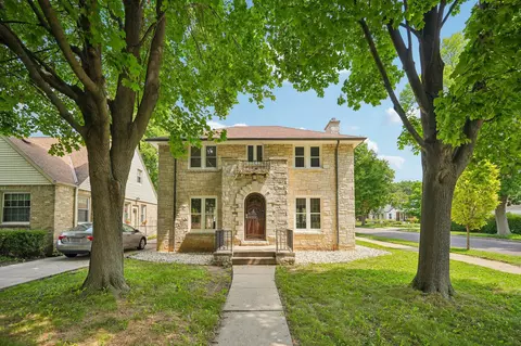 2902 N 73rd, Milwaukee, WI 53210