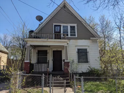 623 W Ring, Milwaukee, WI 53212