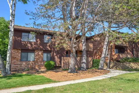 7001 N Green Bay #C, Glendale, WI 53209