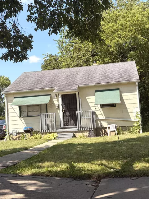 5165 N 42nd, Milwaukee, WI 53209