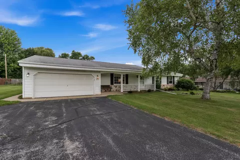 w154n6431 Marvel, Menomonee Falls, WI 53051
