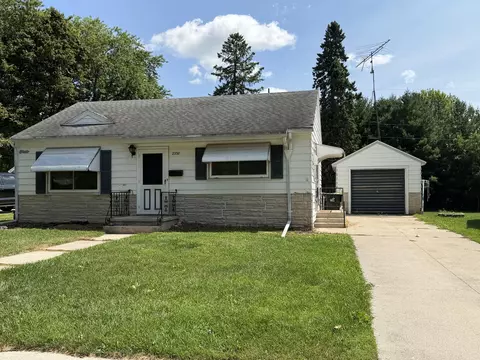2332 Van Buren, New Holstein, WI 53061