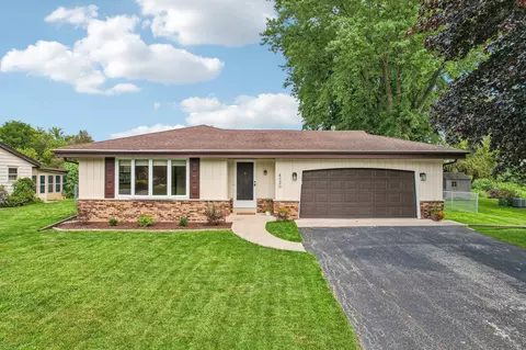 4120 S Regal, New Berlin, WI 53151