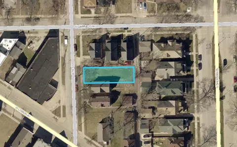 2182 N 44th, Milwaukee, WI 53208