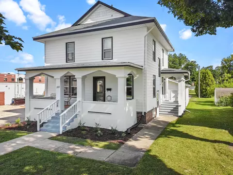 210 E Walworth, Elkhorn, WI 53121