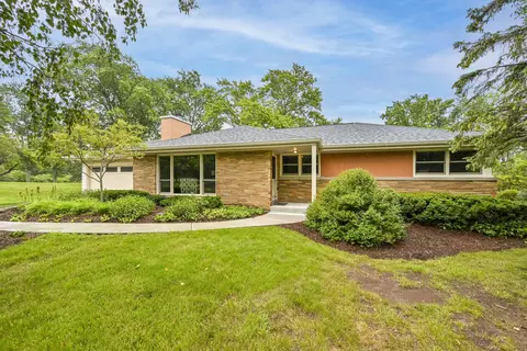 4615 W Sunnydale, Mequon, WI 53092