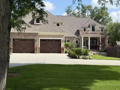 1006 W Wisconsin, Oconomowoc, WI 53066
