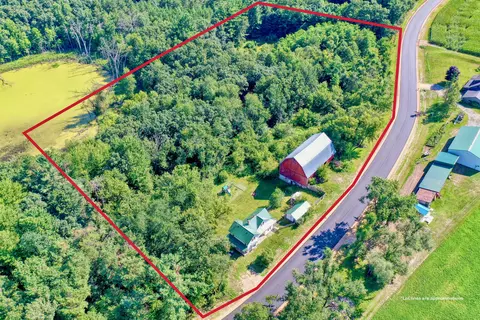 9506 County Road D, Belmont, WI 54909
