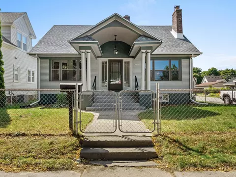 2202 Henry, Sheboygan, WI 53081