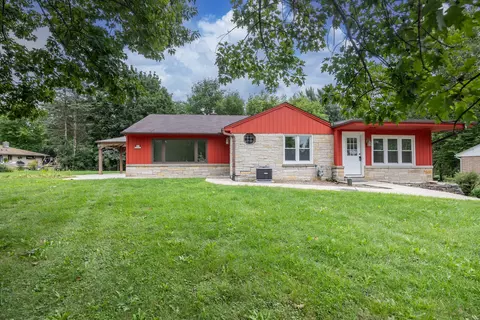 n69w20947 Pleasant, Menomonee Falls, WI 53051
