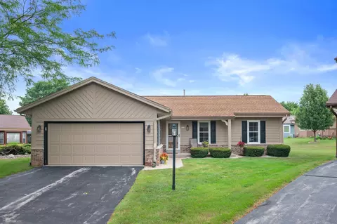3580 W Cottonwood, Greenfield, WI 53221