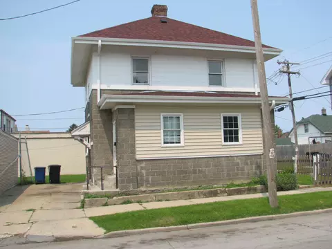 1018 Caron Butler, Racine, WI 53403