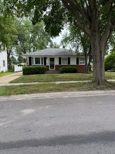 6315 W Hustis, Milwaukee, WI 53223