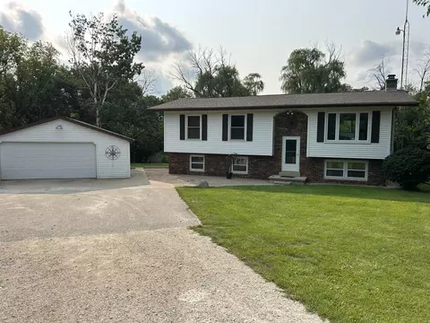 w8107 West Clark Road, Lamartine, WI 53065