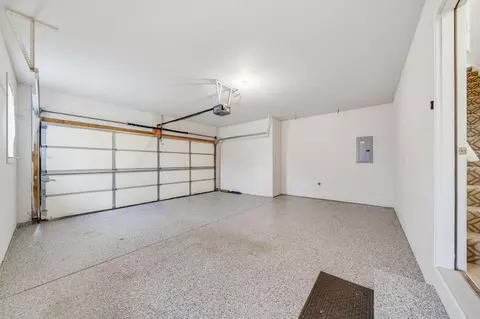 Other - 2215 Circle Rdg #B, Delafield, WI 53018 photo 6 of 7