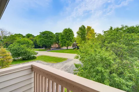 Exterior - 2215 Circle Rdg #B, Delafield, WI 53018 photo 5 of 5
