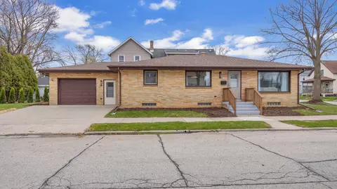 1147 Logan, Sheboygan, WI 53081