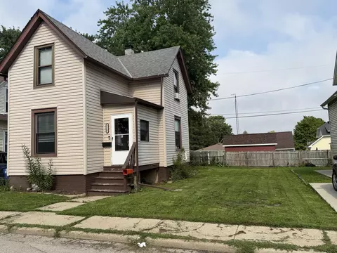 1115 Lewis, Racine, WI 53404