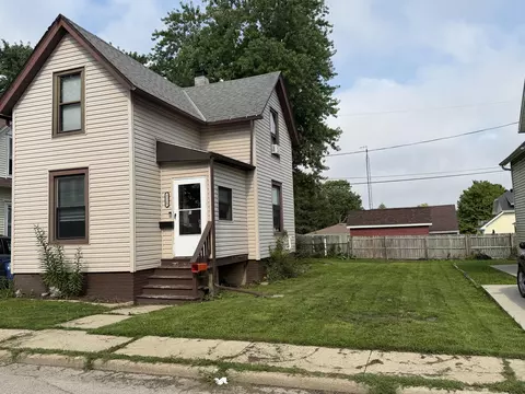 1115 Lewis, Racine, WI 53404