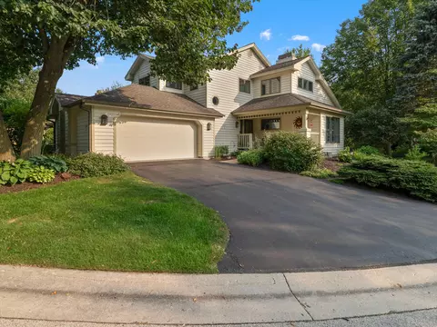 1084 Creeks Cross #A, Kohler, WI 53044