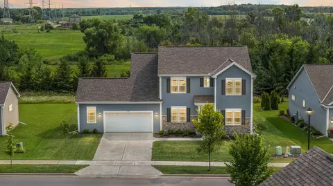 2289 River Bnd, Grafton, WI 53024