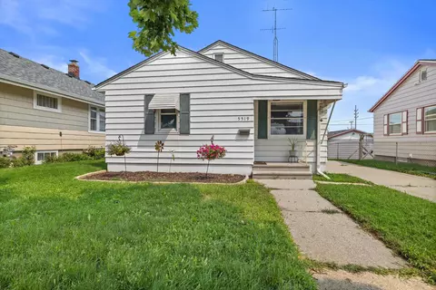 5519 31st, Kenosha, WI 53144