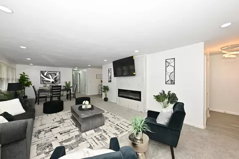 3950 N 58th, Milwaukee, WI 53216