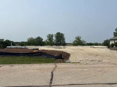 16 Trails End, Fond Du Lac, WI 54937