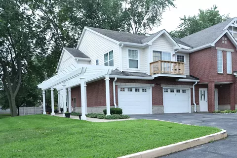 8856 Sheridan #1, Kenosha, WI 53143