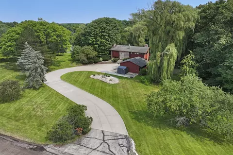 7101 Brook, Franksville, WI 53126
