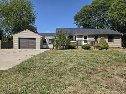 1425 S Rock, New Berlin, WI 53151