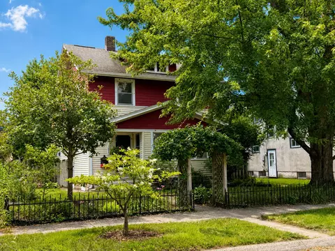 339 21st, La Crosse, WI 54601