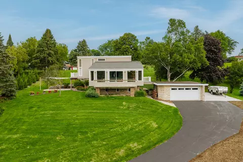 n57w26416 Mountain Mdws, Lisbon, WI 53089