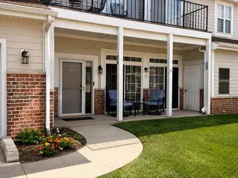 6739 Meadowlands #6AA, Pleasant Prairie, WI 53158