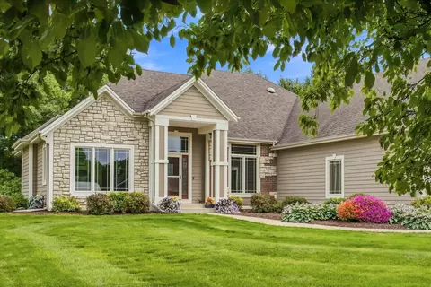 w144n9912 Sun Vly, Germantown, WI 53022