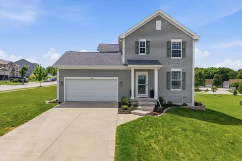 2518 Marie, Waukesha, WI 53189