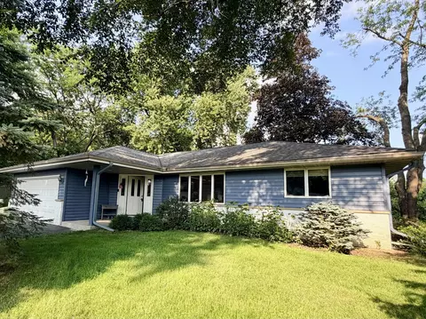 1326 Orchard, Oconomowoc, WI 53066