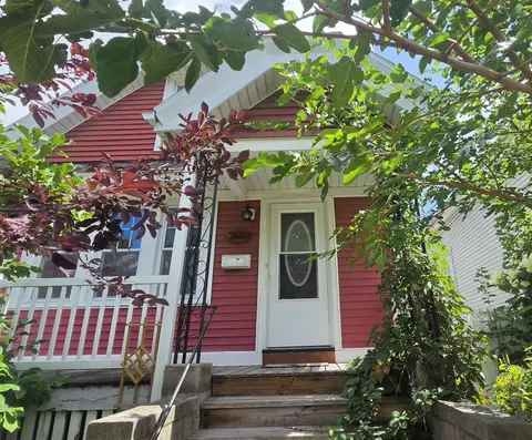 2650 N Fratney, Milwaukee, WI 53212