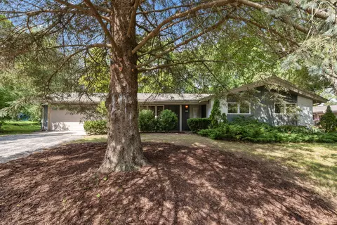 1354 Sylvan, West Bend, WI 53095