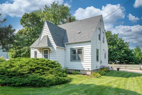 4306 45th, Kenosha, WI 53144