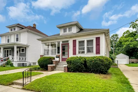 704 Belmont, Racine, WI 53405