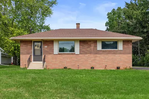 3316 3 Mile, Racine, WI 53404