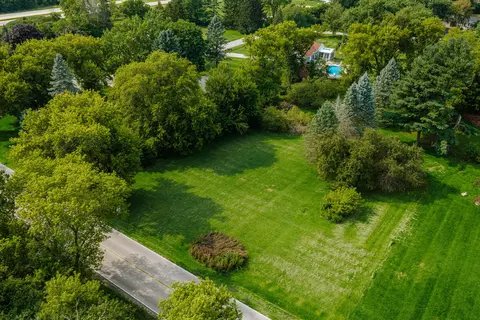 n56w36834 Lisbon, Oconomowoc, WI 53066