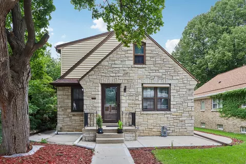 3140 S 40th, Milwaukee, WI 53215