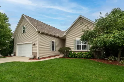 1032 Juniper, Hartford, WI 53027
