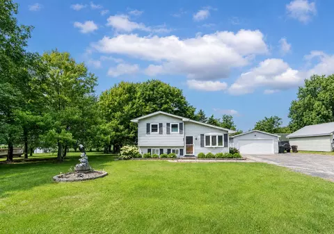 135 Prairie, Sharon, WI 53585