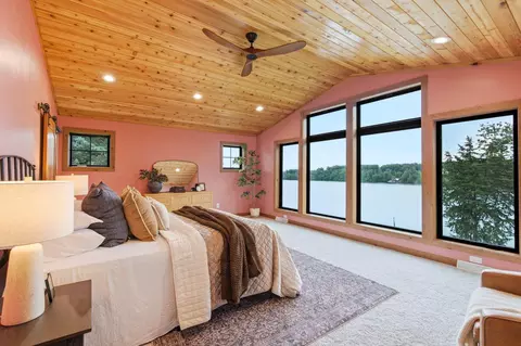 Bedroom - 3244 N Interlaken, Summit, WI 53066 photo 2 of 5