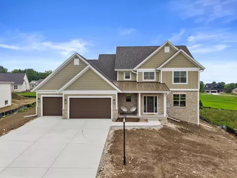 n66w21349 Sweet Clover, Menomonee Falls, WI 53051