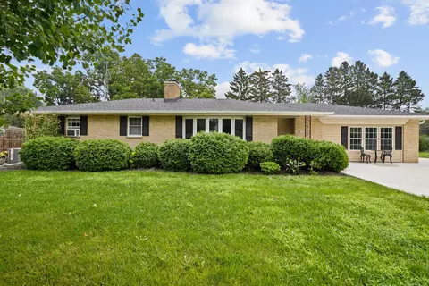 4223 Canterbury, Mount Pleasant, WI 53403