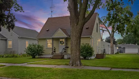 2510 Wood, La Crosse, WI 54603